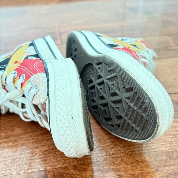 Converse Chuck Taylor Cream High-Tops - Picture 12 of 16